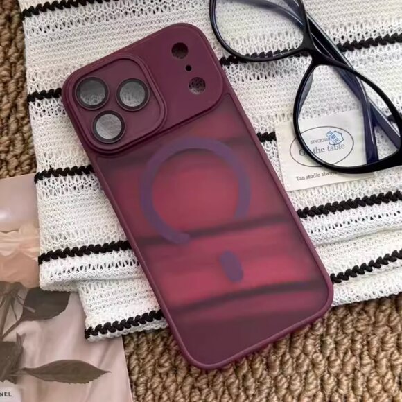 Cream iPhone16 Case - Picture 1 of 2